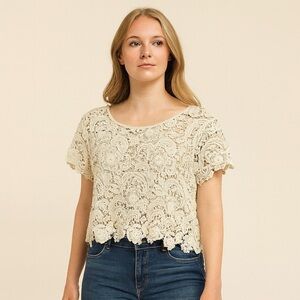 Express vintage y2k crochet lace crop top  Size‎ Small